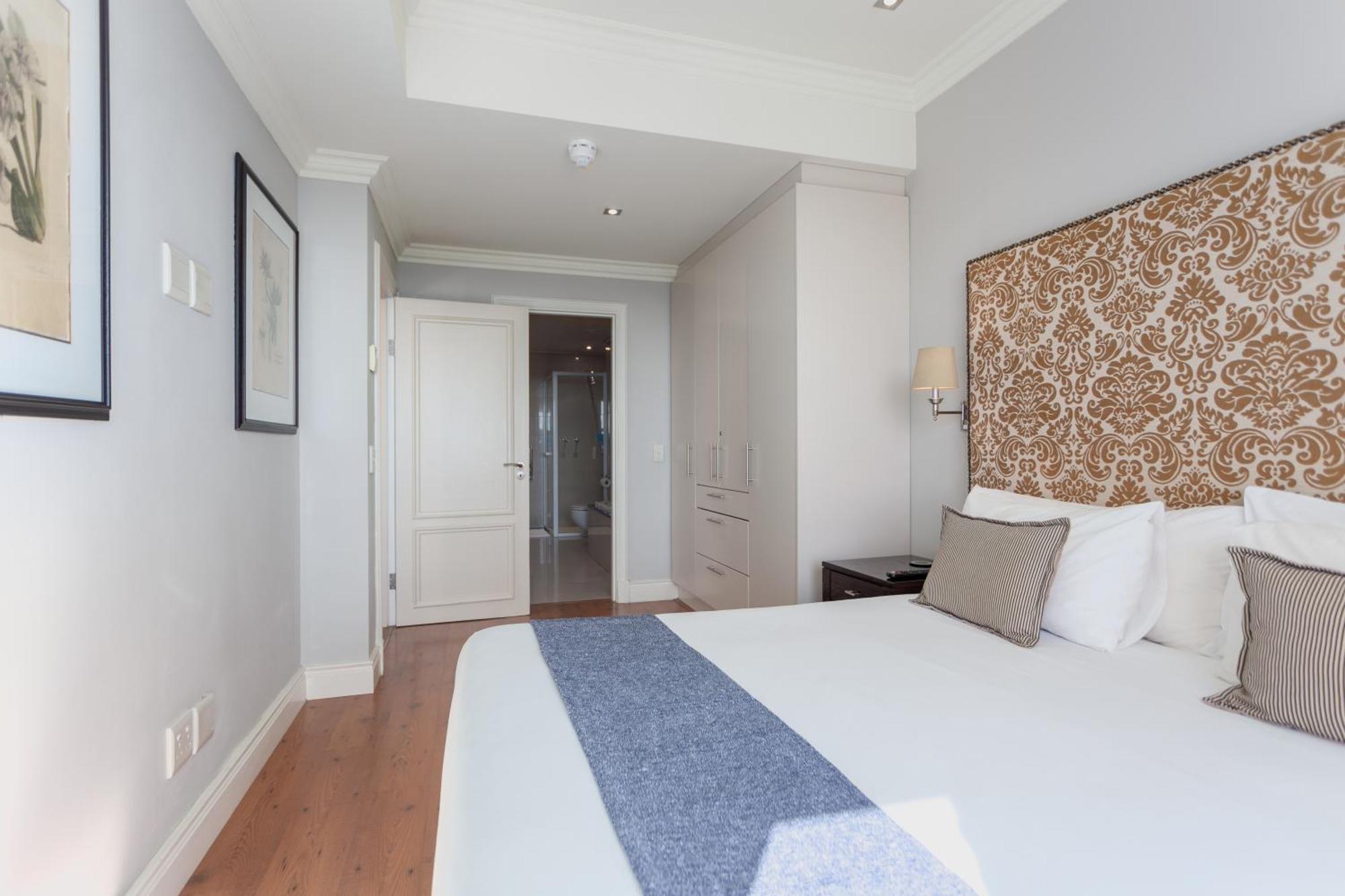 Cape Royale Luxury By Nivar Cape Town Exterior foto